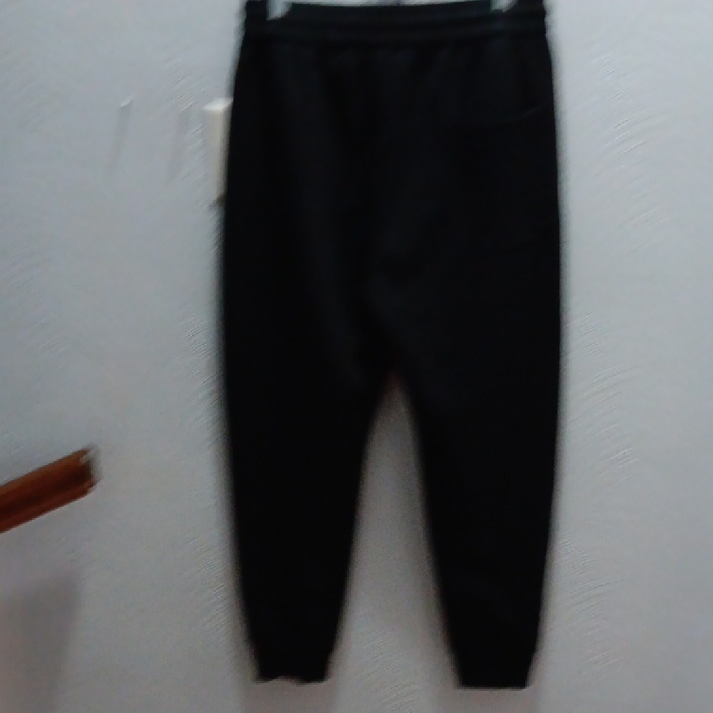 Gucci Black Joggers with Red and Green Accents - Picture 6 of 8